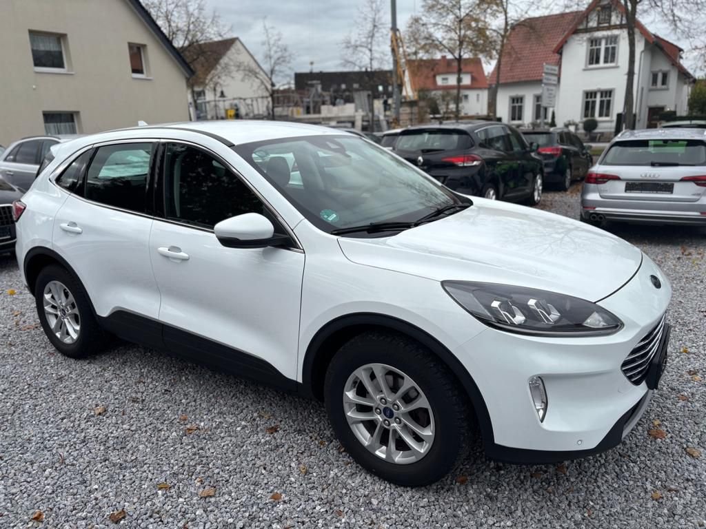 Ford Kuga Titanium, 1,5 L EcoBlue TDCi