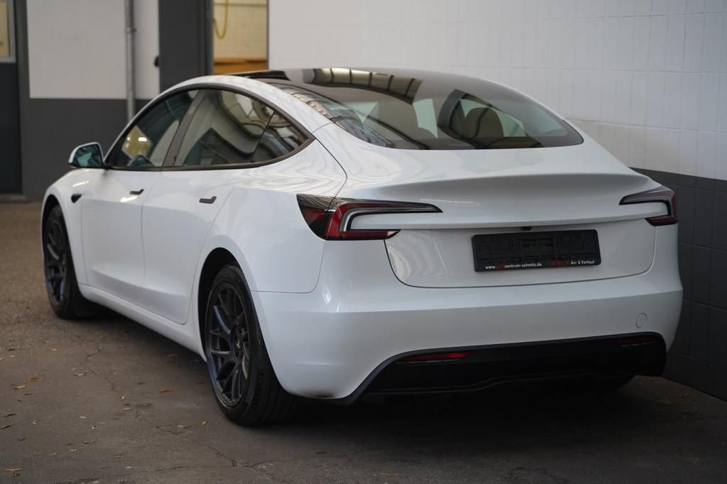 Tesla Model 3 Long Range AWD – Image 16