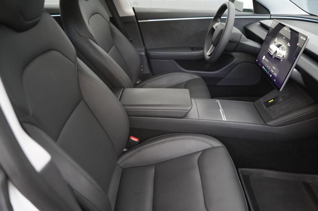 Tesla Model 3 Long Range AWD – Image 5